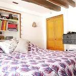 Nice Bright Apartment Near The Quays Of Orsay